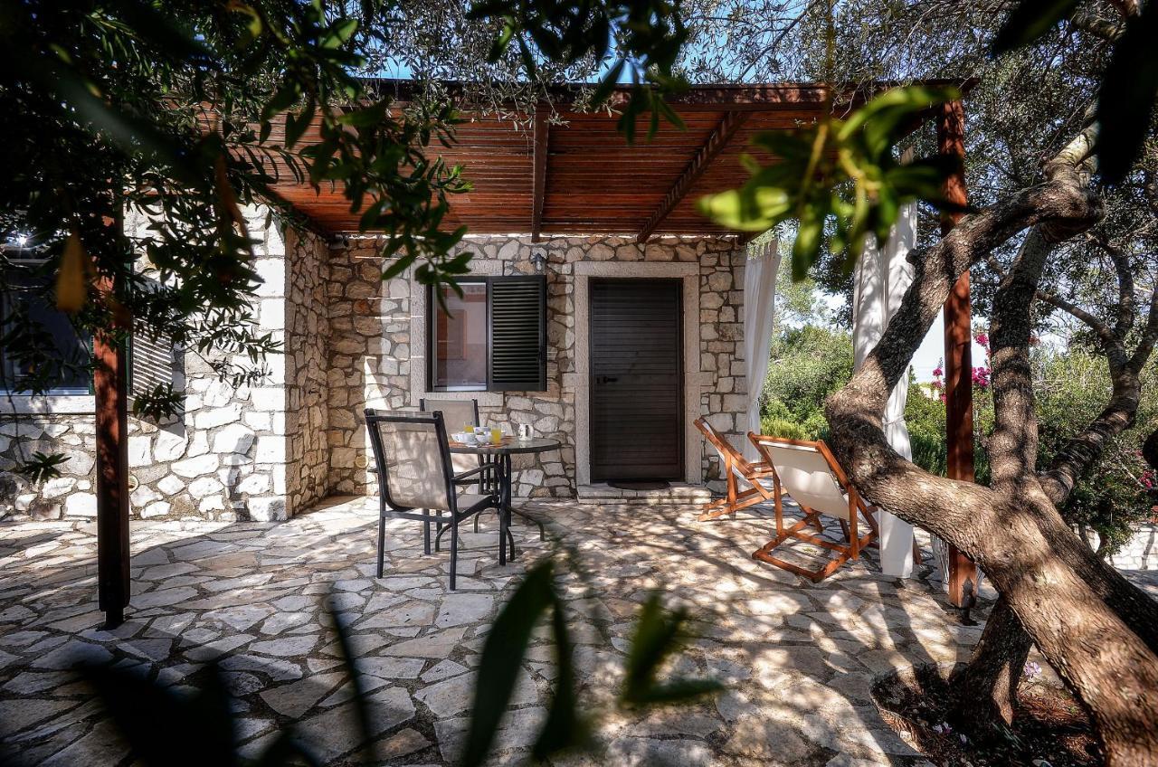 Nereidi Pool Villas Porto Ozias Pokój zdjęcie
